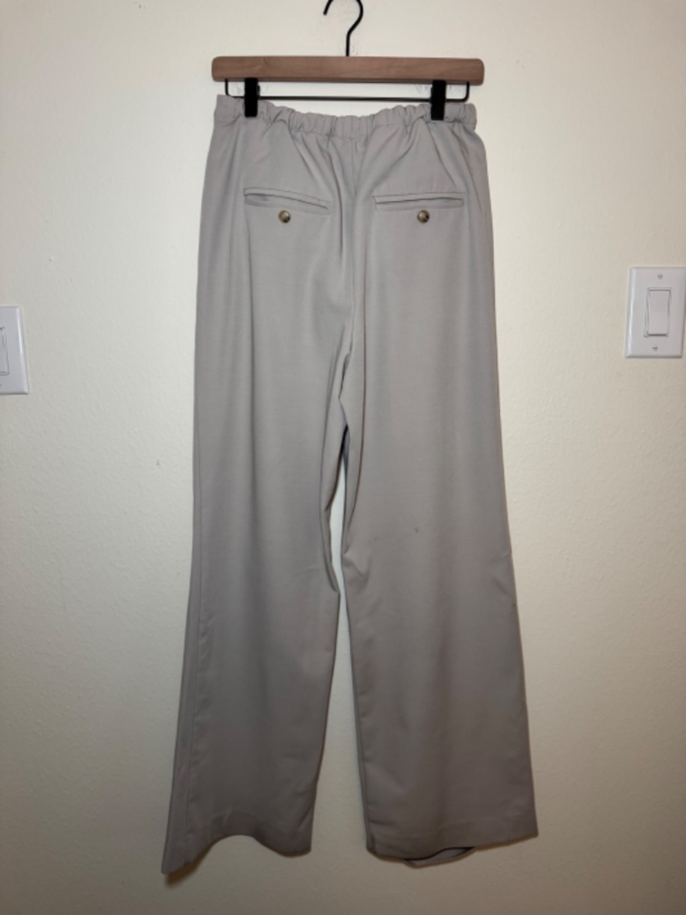 Free People Pleated Front Trousers Women’s Small Taupe Wide Leg Pants - Picture 8 of 8